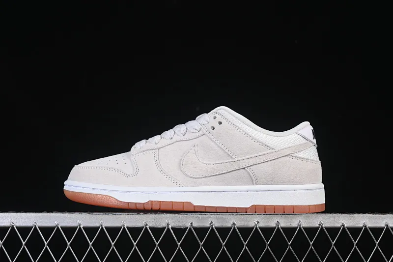 All Categories Nk SB Dunk Series Nk SB Dunk Low Low-top sneakers Nike SB Dunk Low Pro B "Pale Ivory" Ivory Low-top casual sneakers HJ0367-100